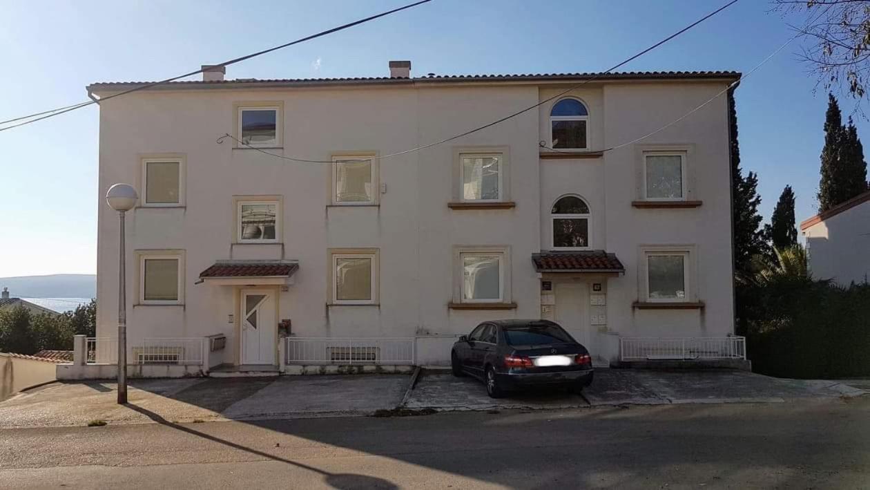 Apartment Zara Dramalj Buitenkant foto