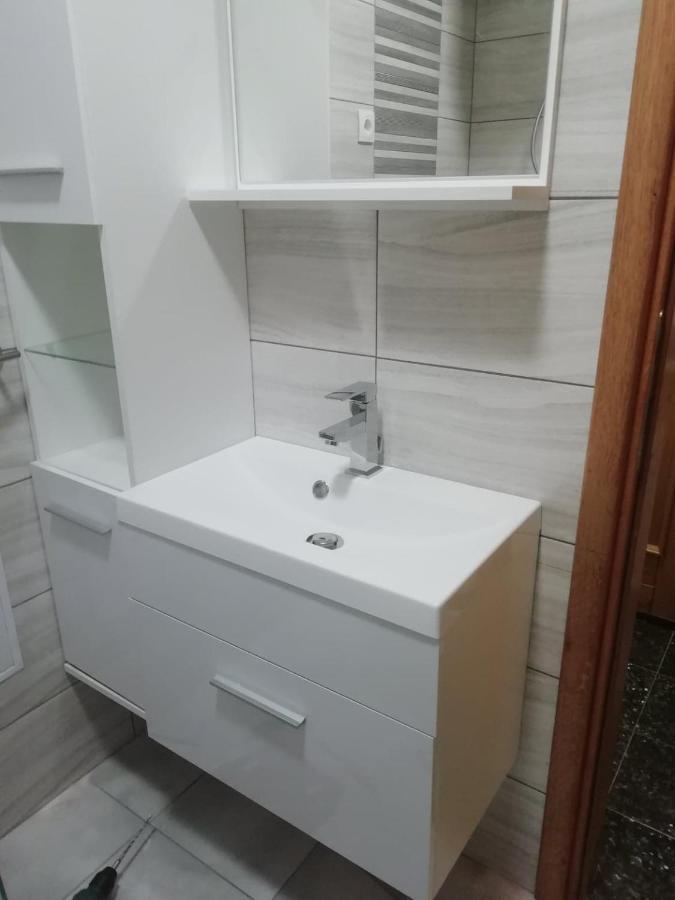 Apartment Zara Dramalj Buitenkant foto